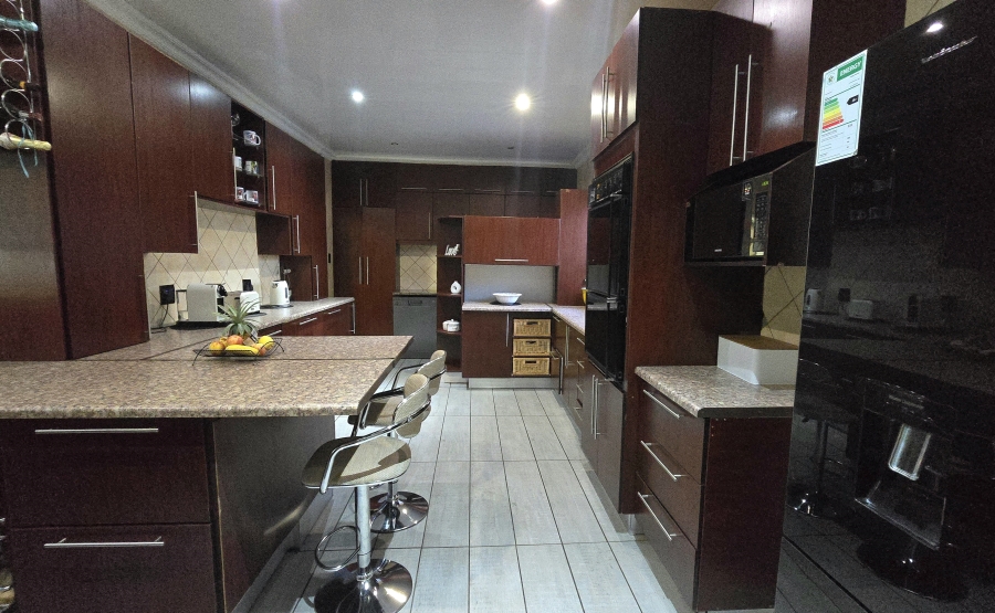 To Let 4 Bedroom Property for Rent in Jan Cillierspark Free State
